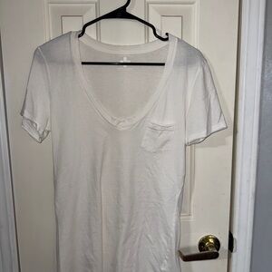 Beryll White V-Neck T-Shirt